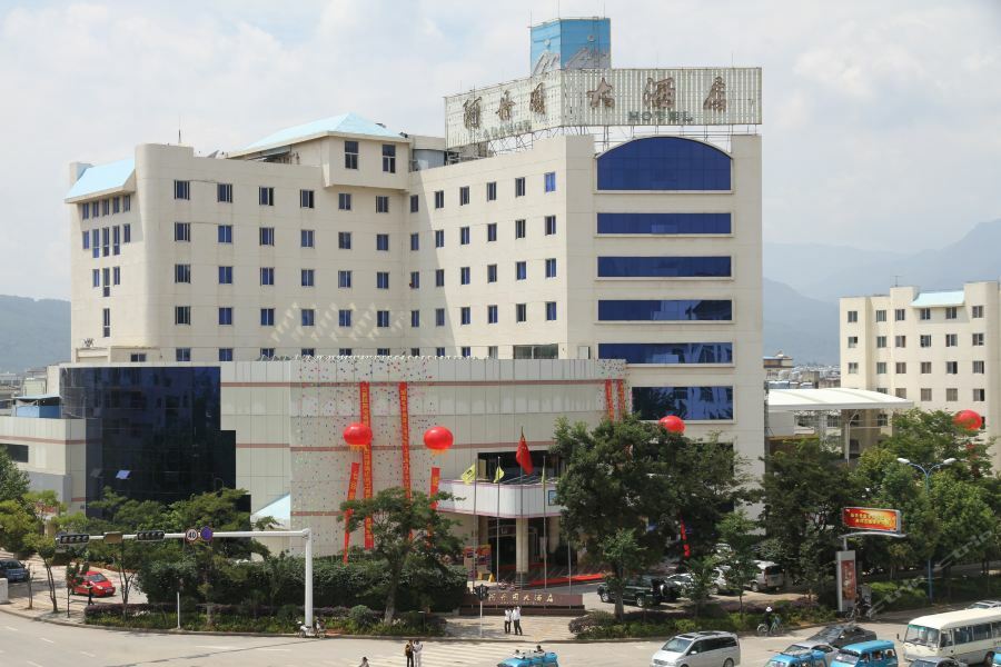 Adange Resort Hotel Lijiang  Zewnętrze zdjęcie